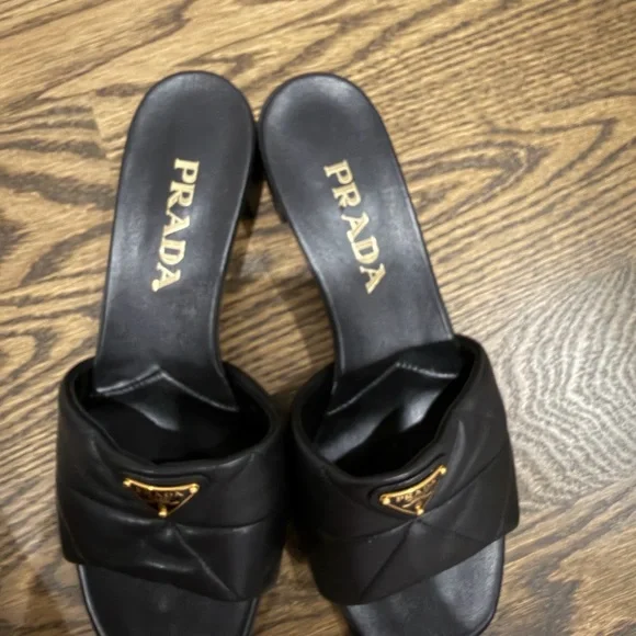 Prada Black Quilted Mules - Picture 4 of 8